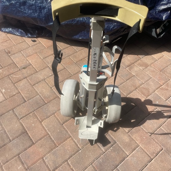 Golf Bag Cart Push And Pull 
2 wheeler - Picture 5 of 10